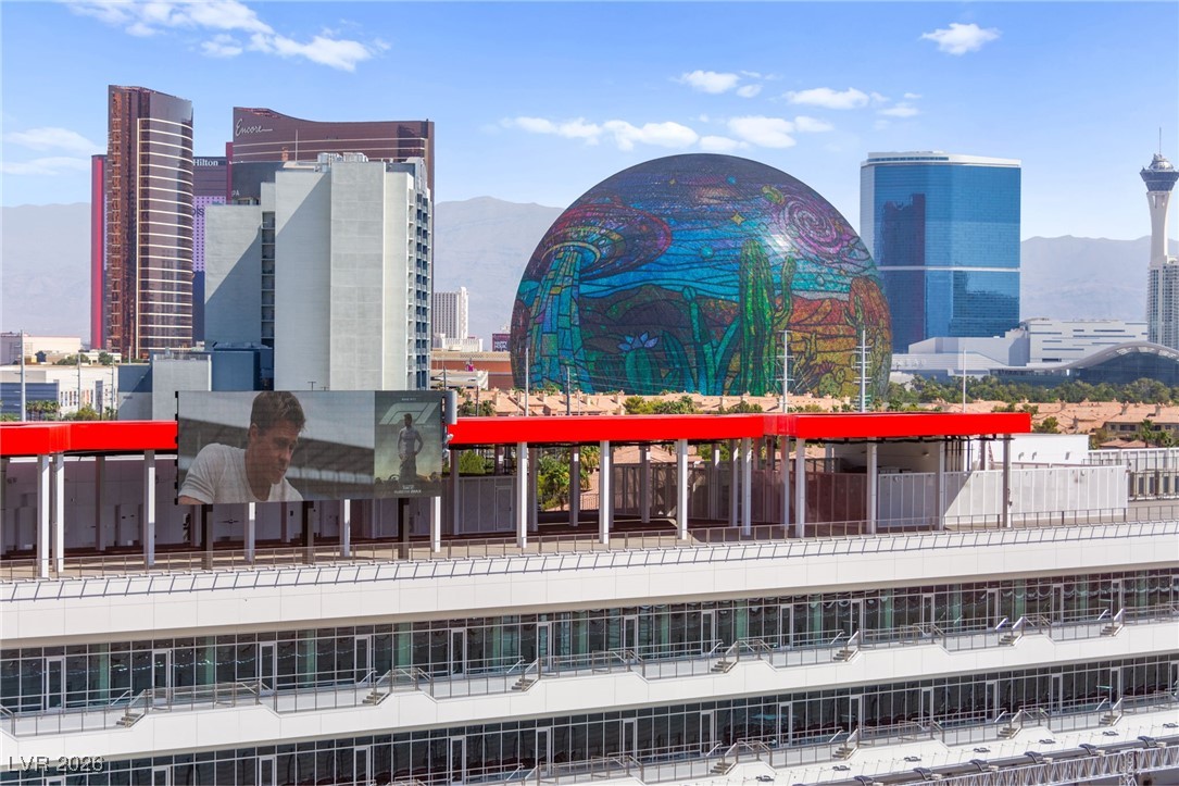 205 East Harmon Avenue 1012