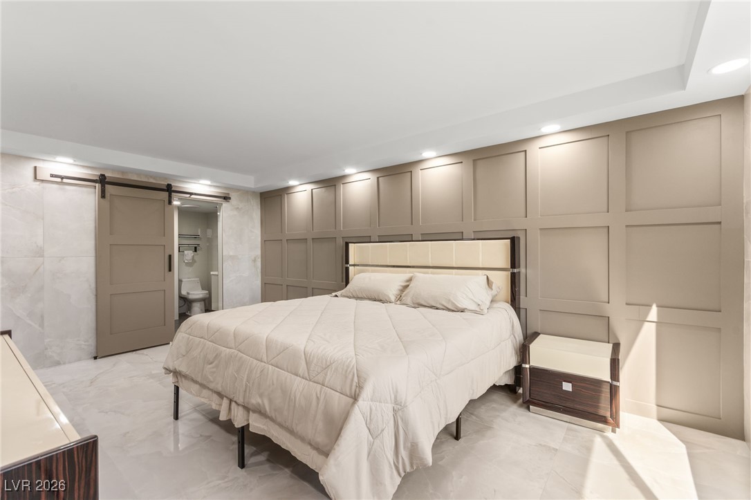 205 East Harmon Avenue 1012