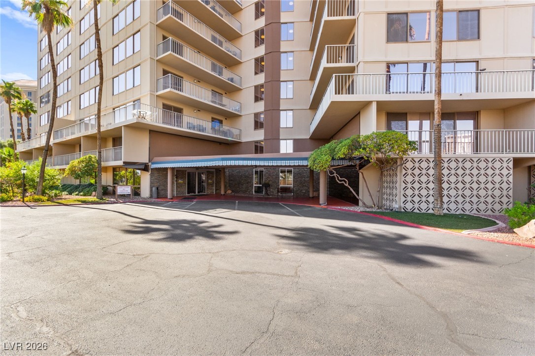 205 East Harmon Avenue 1012