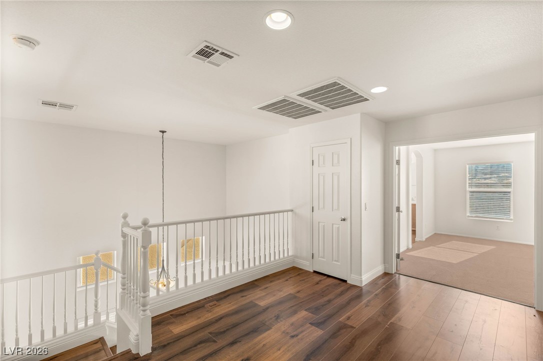 6247 Sugartree Avenue