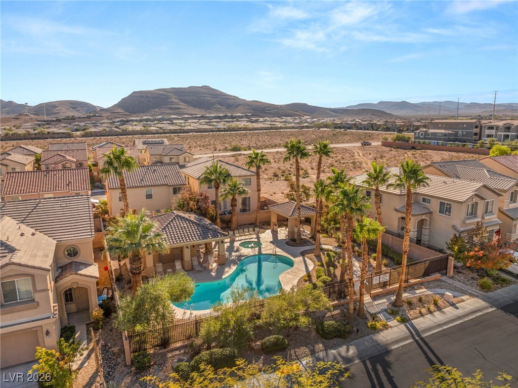 6247 Sugartree Avenue