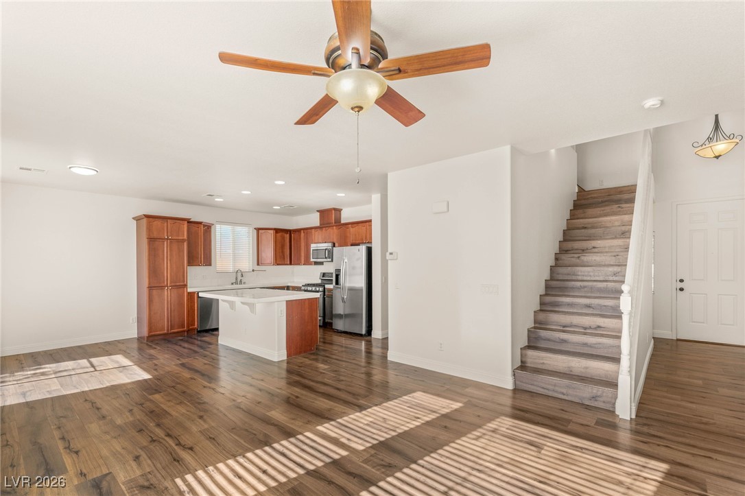 6247 Sugartree Avenue