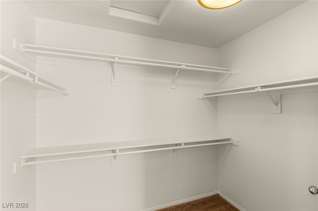 6247 Sugartree Avenue