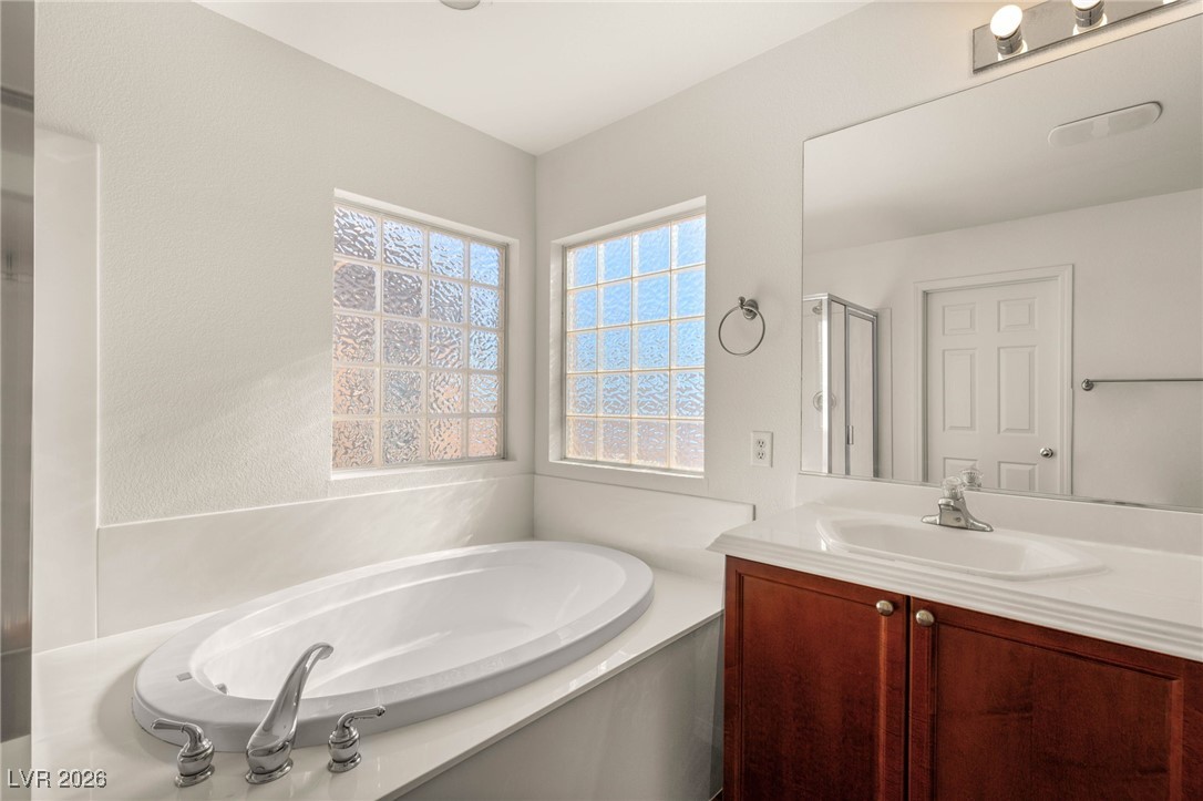 6247 Sugartree Avenue