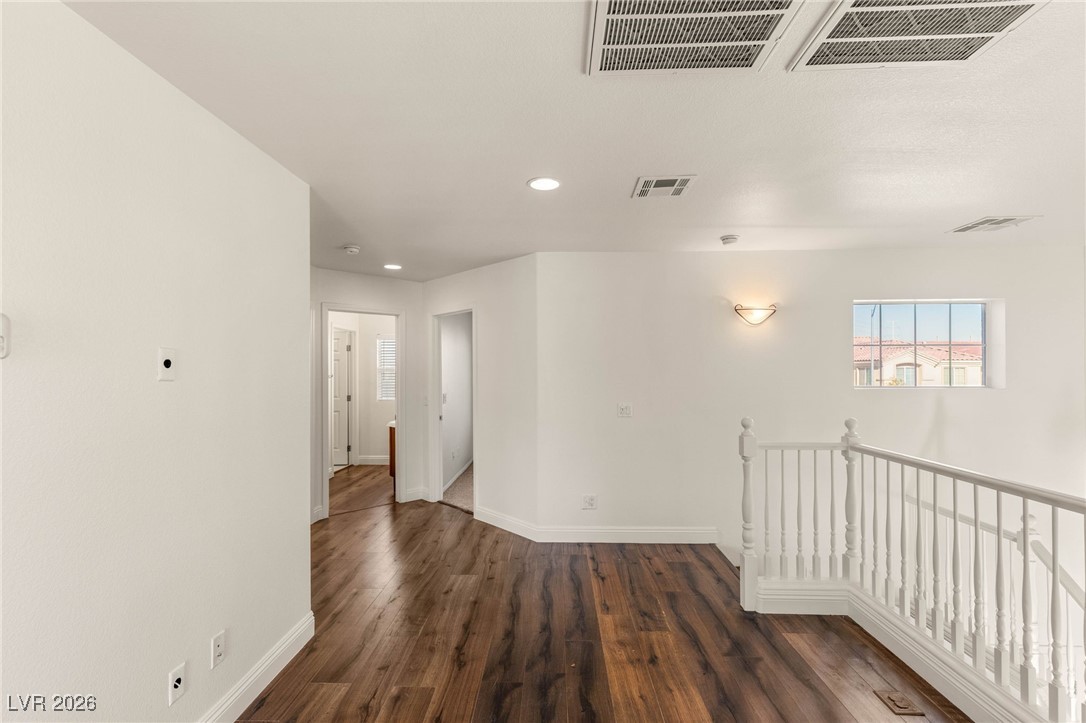 6247 Sugartree Avenue