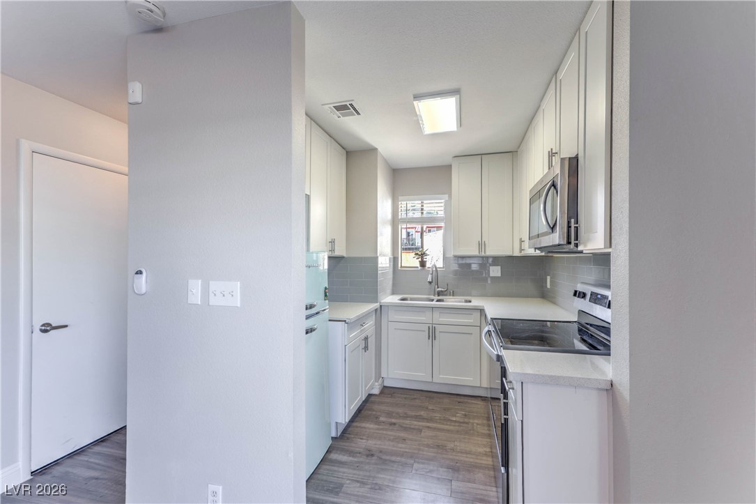 5015 Spencer Street C