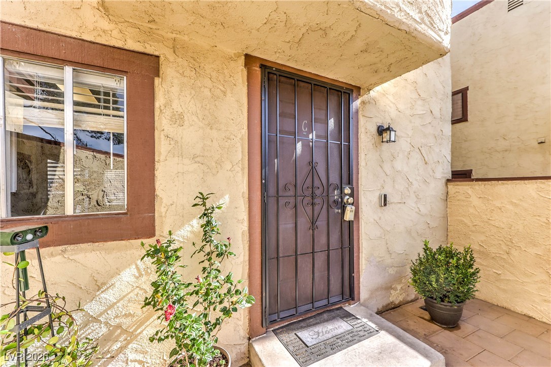 5015 Spencer Street C