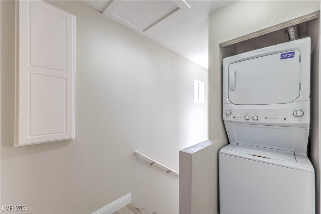 5015 Spencer Street C