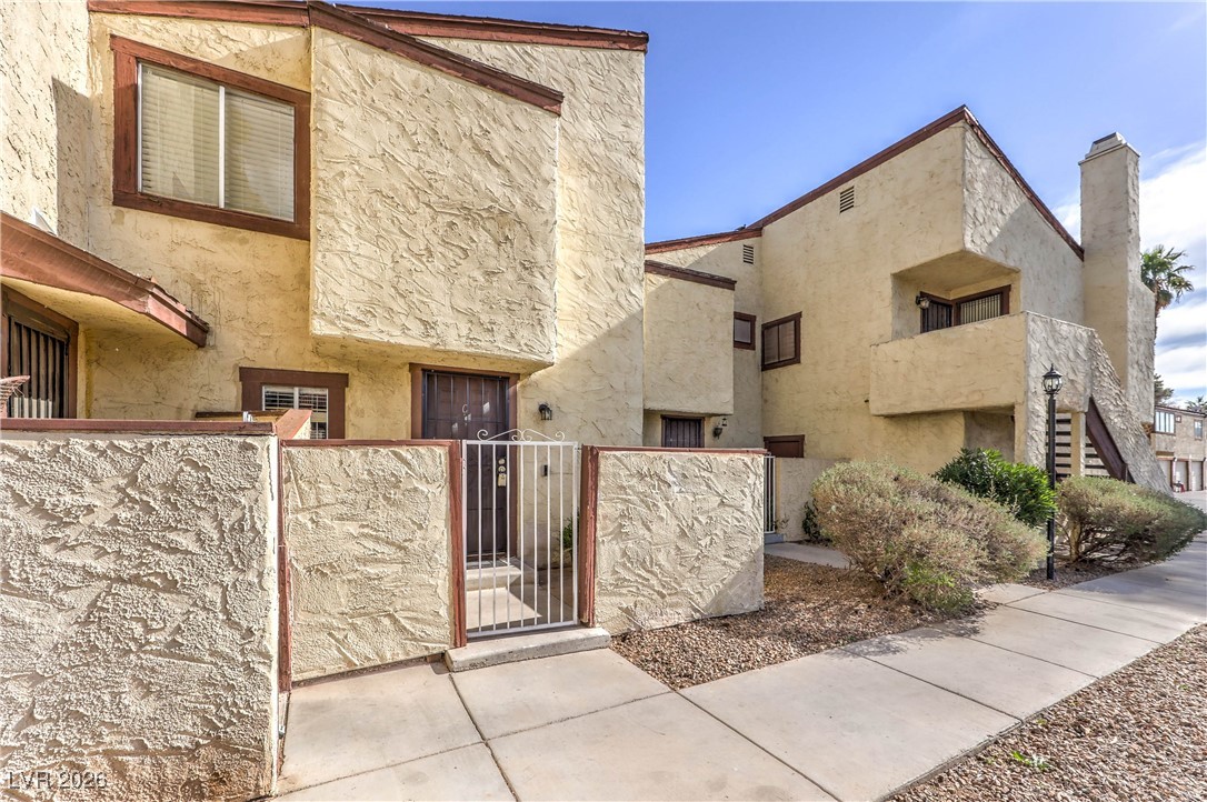 5015 Spencer Street C