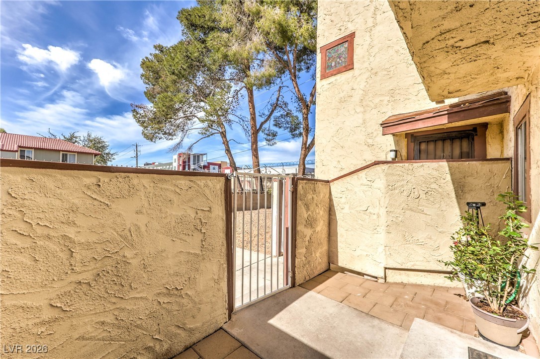 5015 Spencer Street C