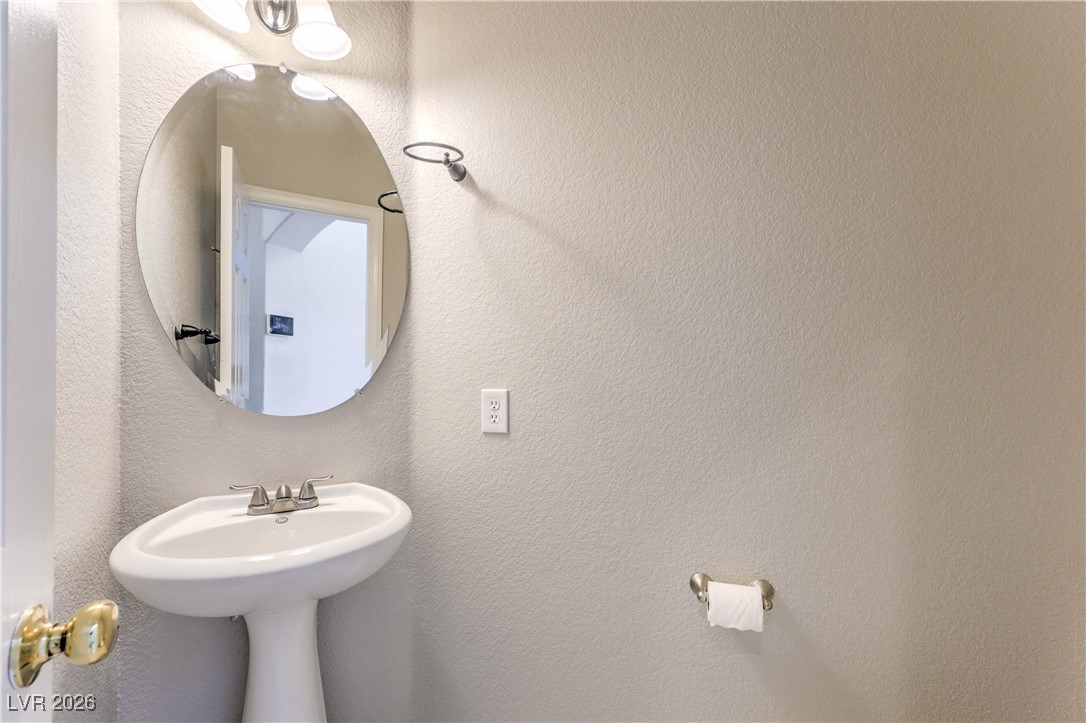 205 Palmarosa Street