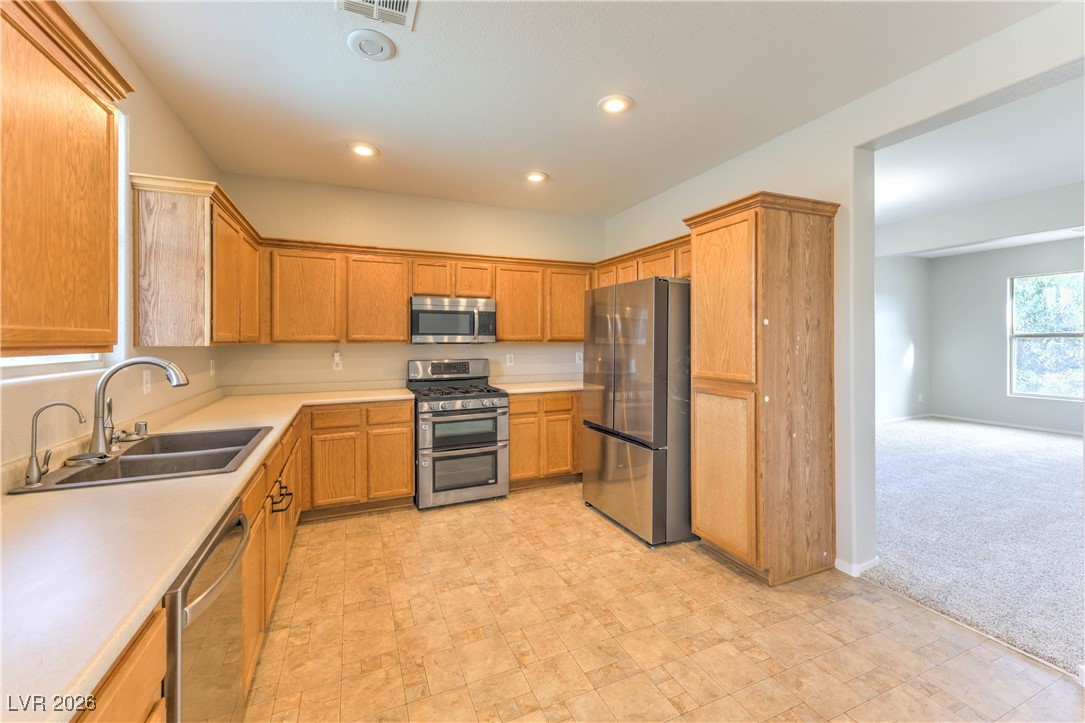 205 Palmarosa Street