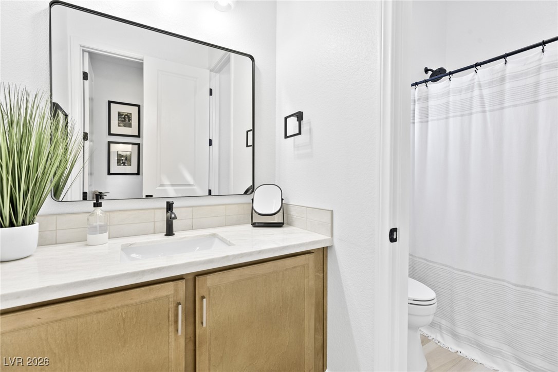 9869 Heather Moore Avenue