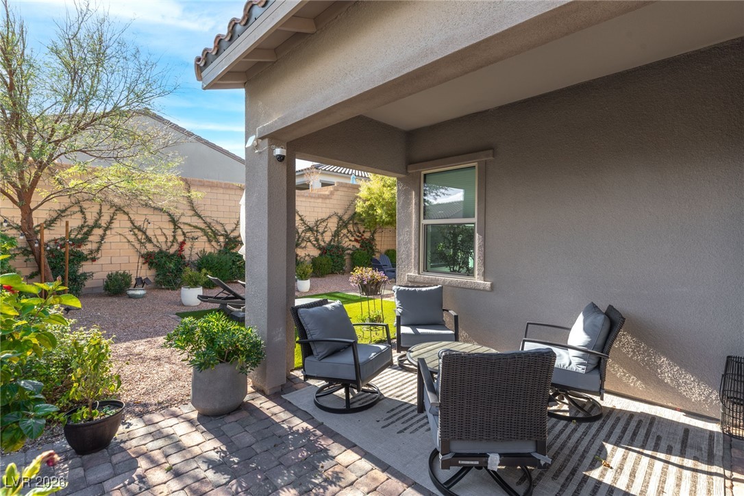 9869 Heather Moore Avenue