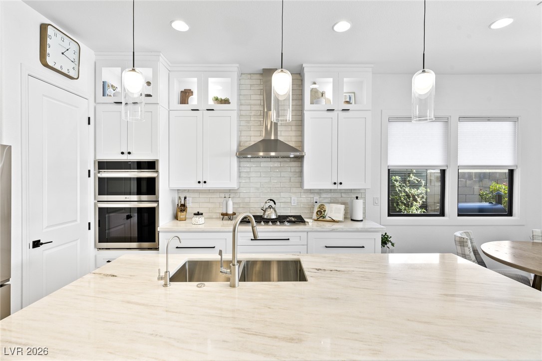 9869 Heather Moore Avenue