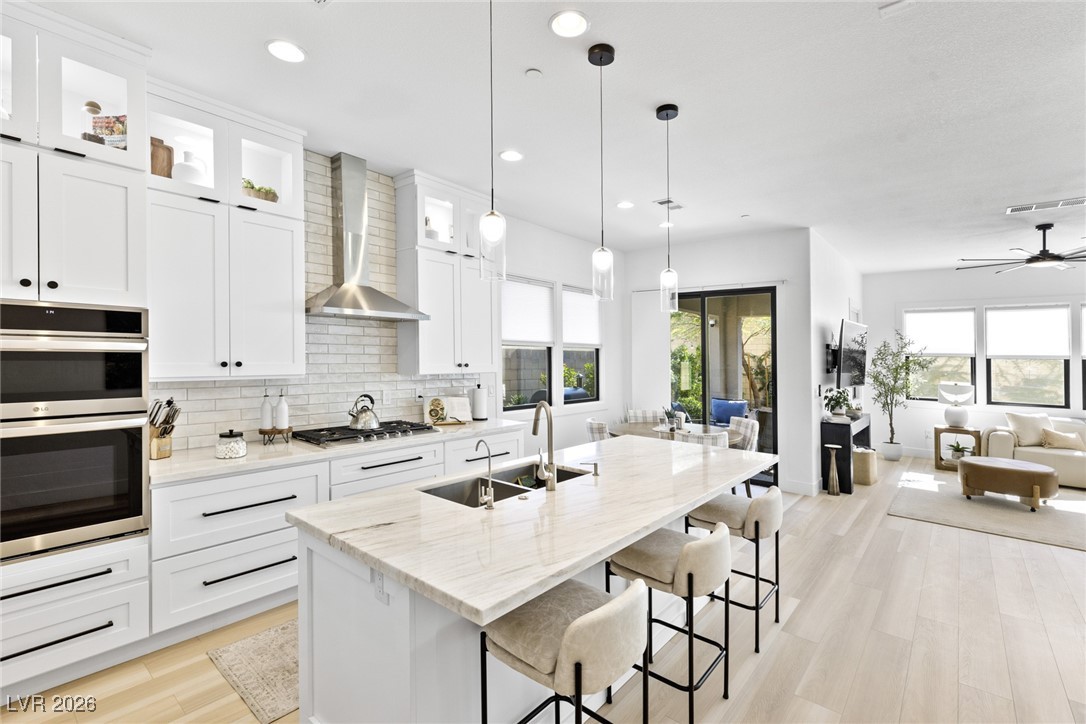 9869 Heather Moore Avenue