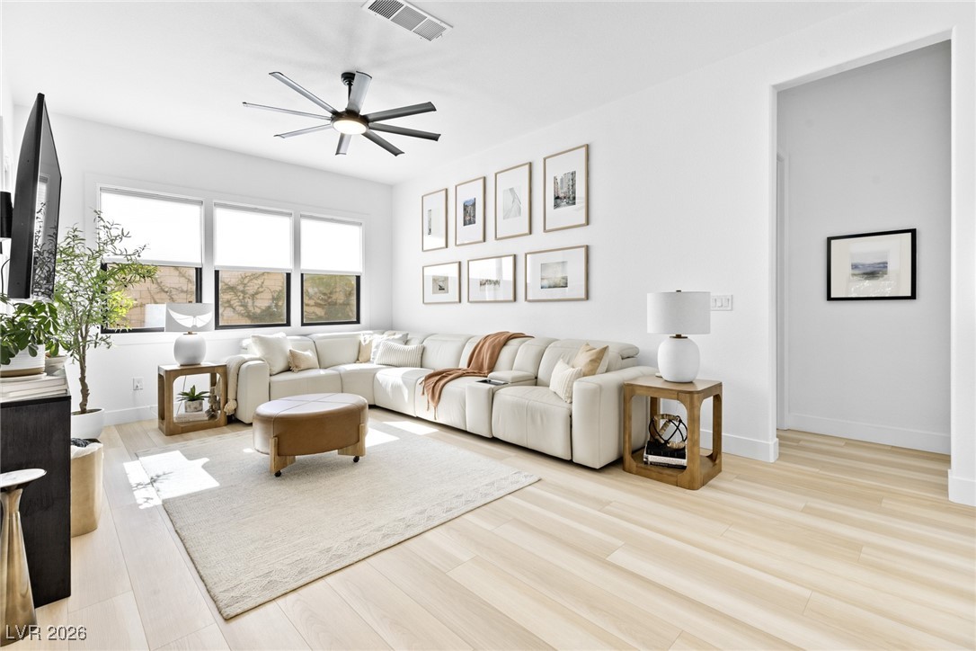 9869 Heather Moore Avenue