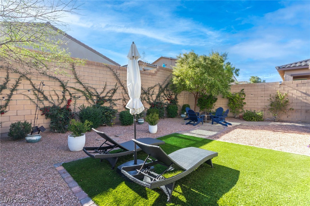 9869 Heather Moore Avenue