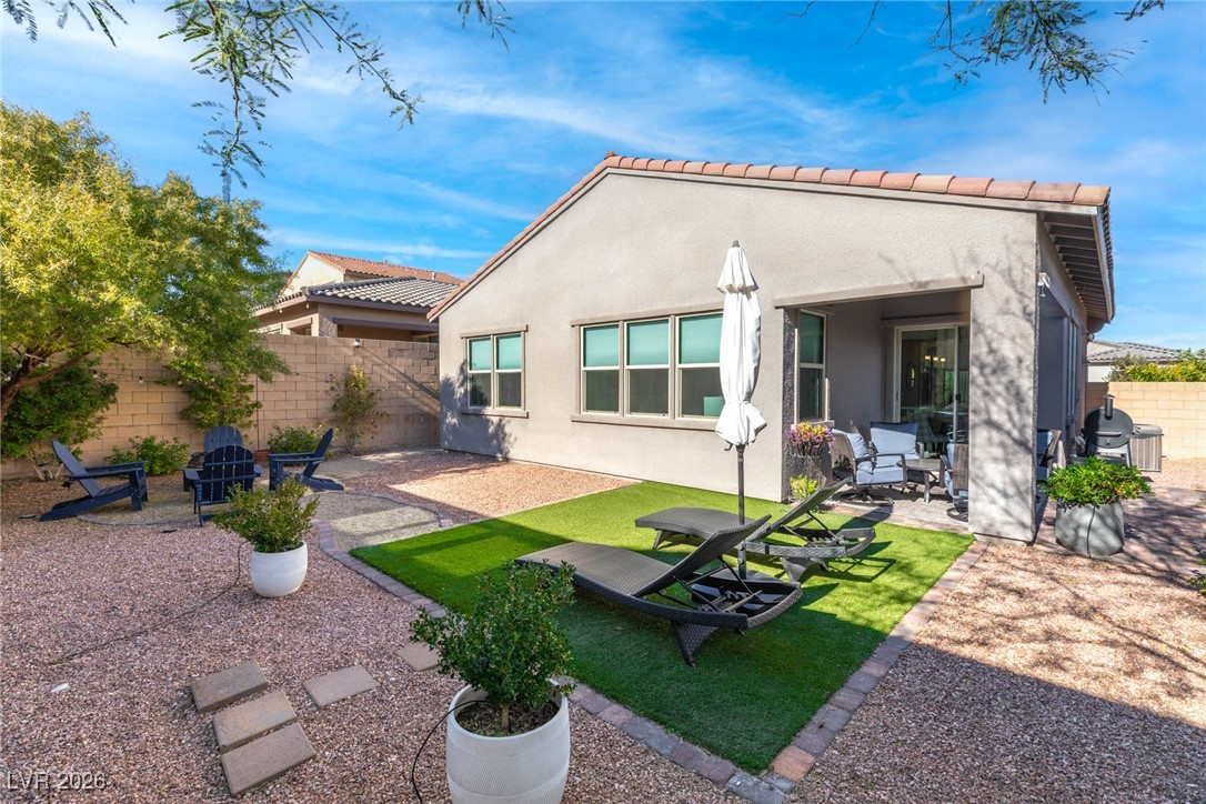 9869 Heather Moore Avenue