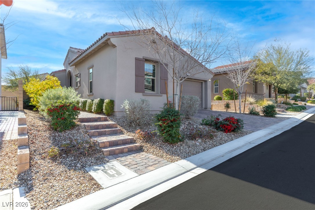 9869 Heather Moore Avenue