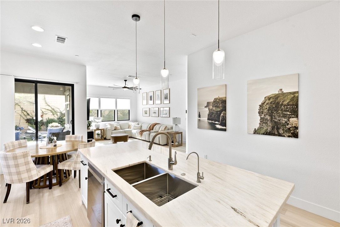 9869 Heather Moore Avenue