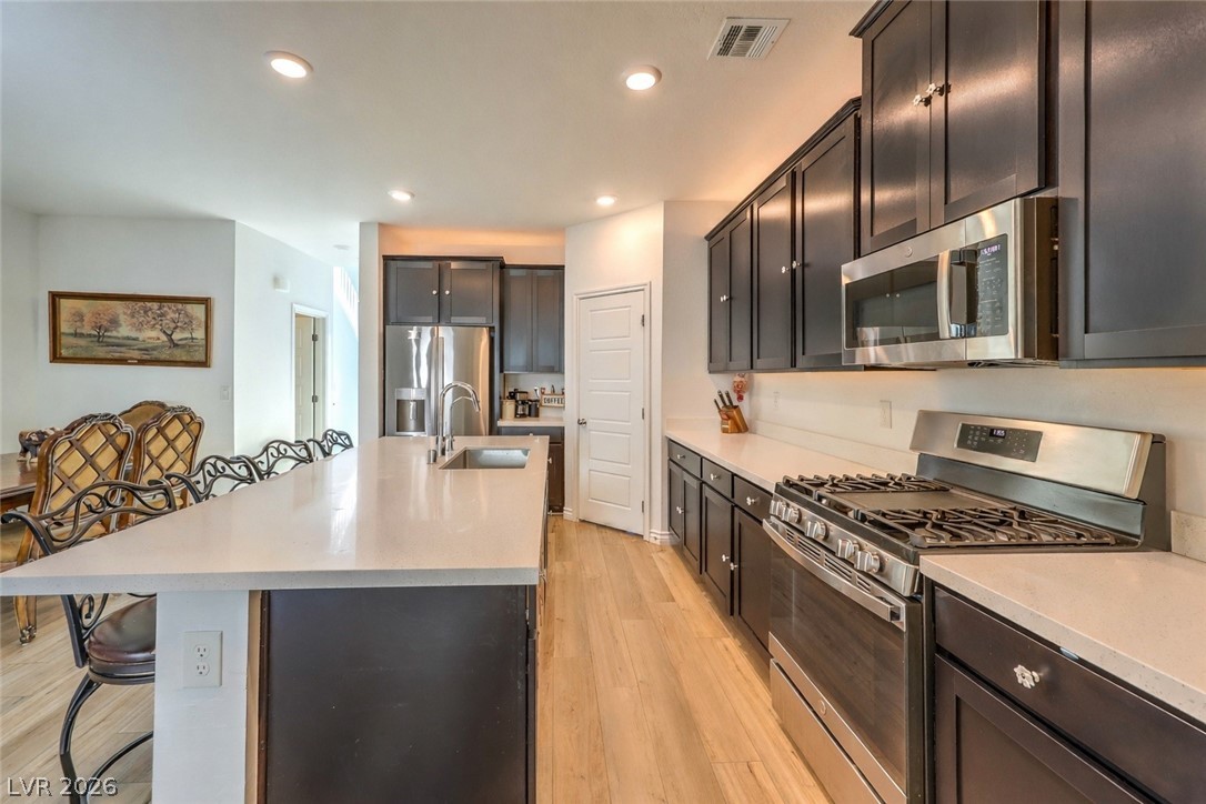 4404 Contour Bend Avenue