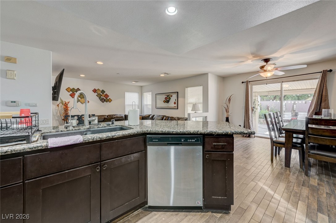 8121 Jade Harbor Court