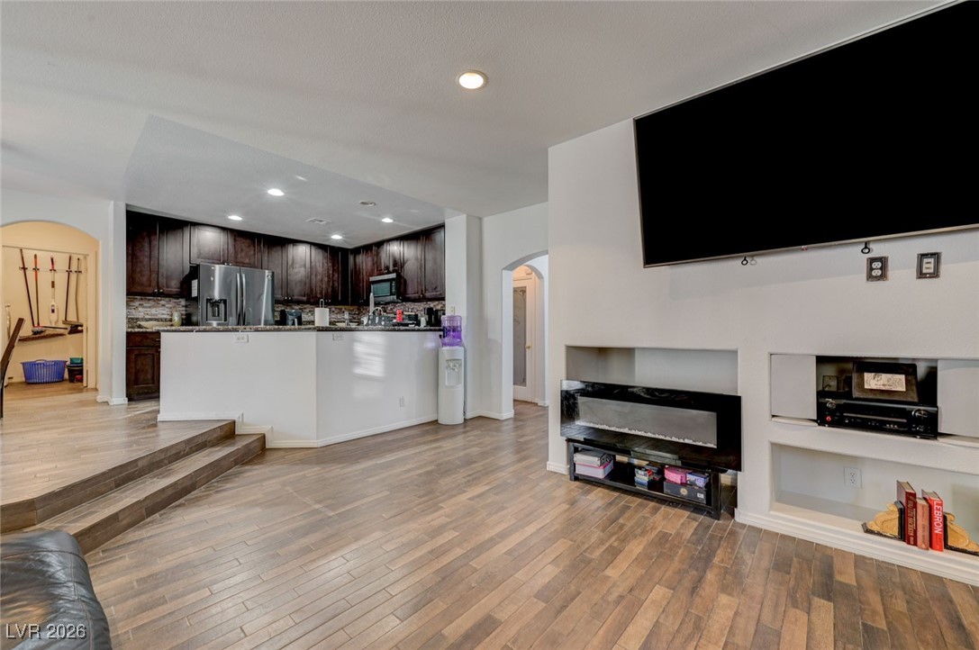 8121 Jade Harbor Court