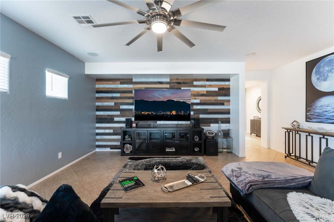6804 Woodland Vase Court