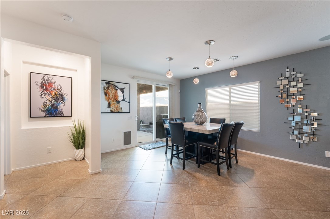 6804 Woodland Vase Court