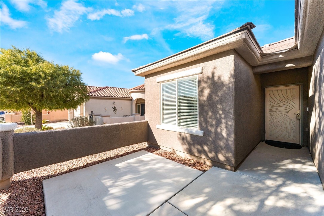 6804 Woodland Vase Court
