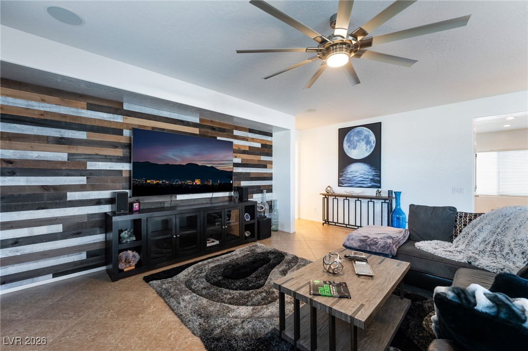 6804 Woodland Vase Court