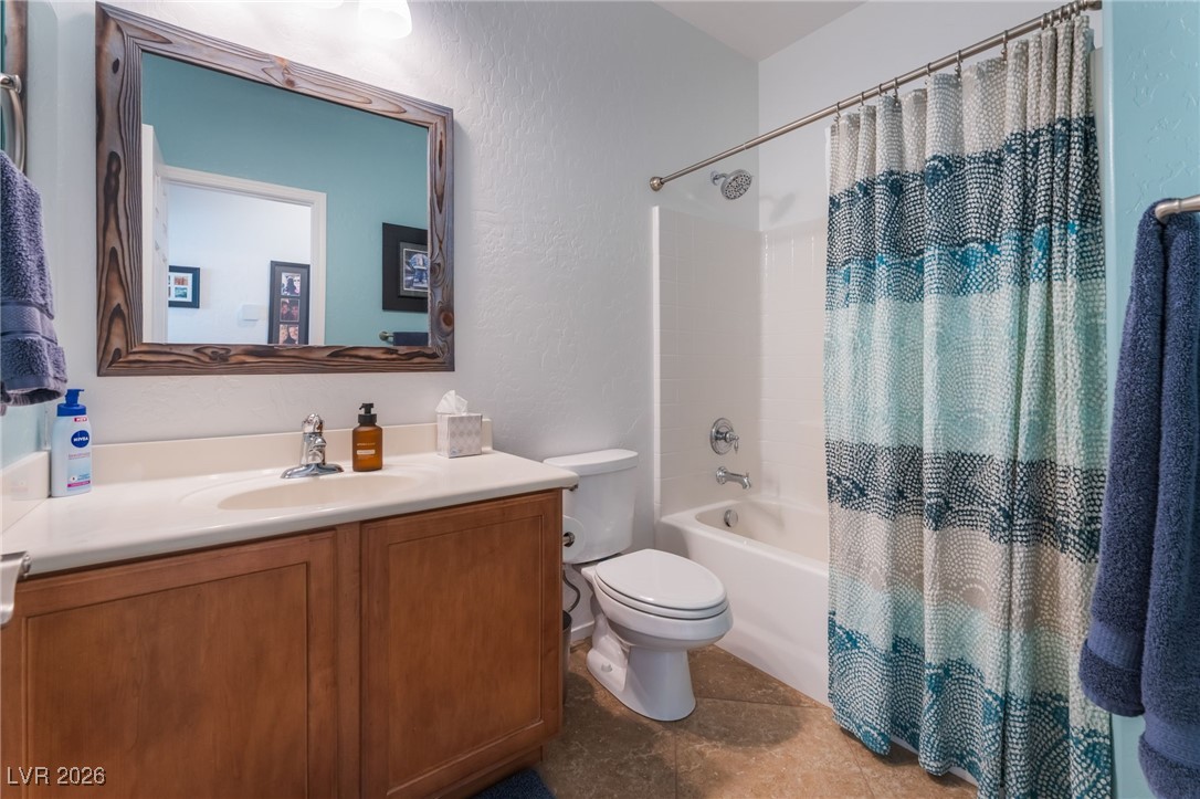 6804 Woodland Vase Court
