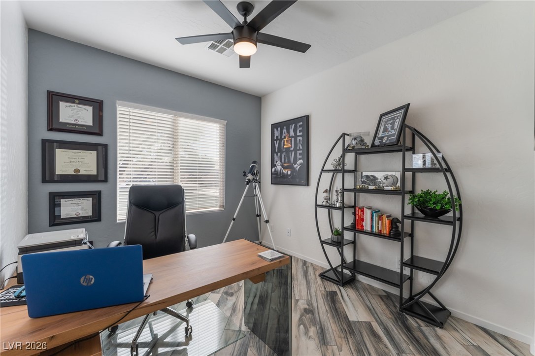 6804 Woodland Vase Court