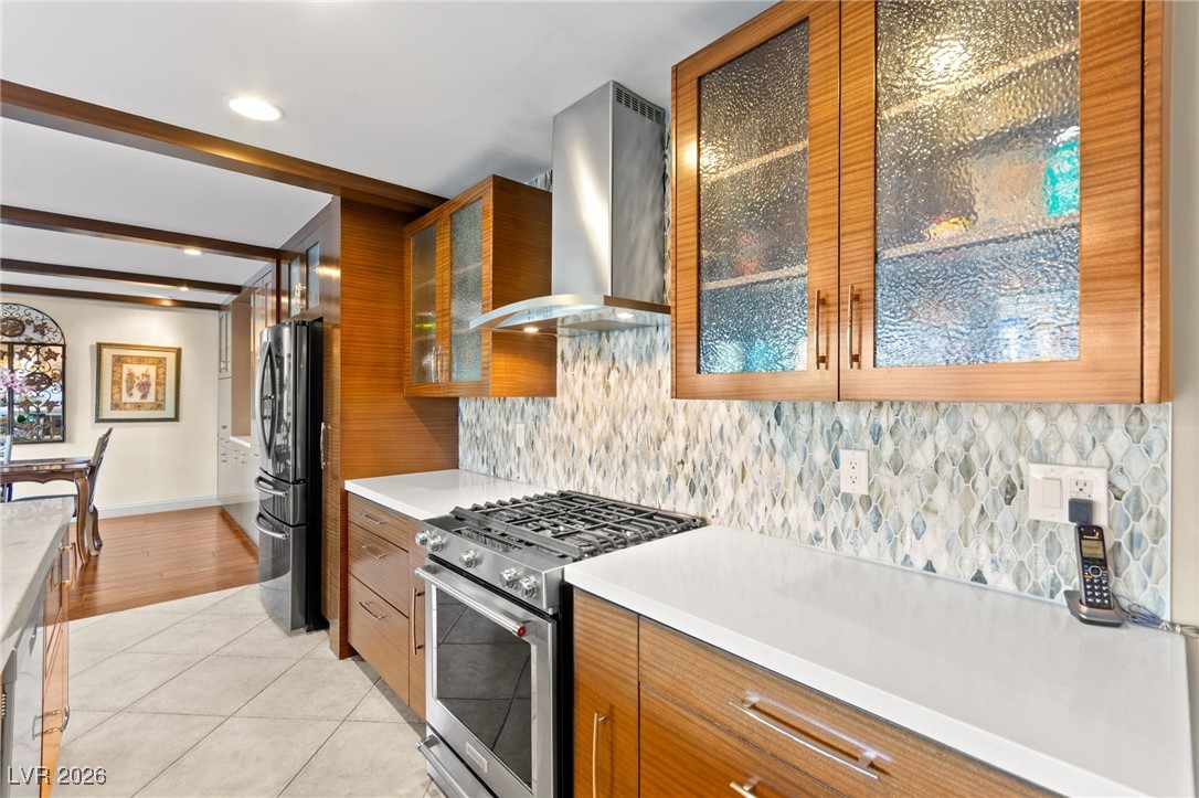 8832 Arabian Filly Avenue