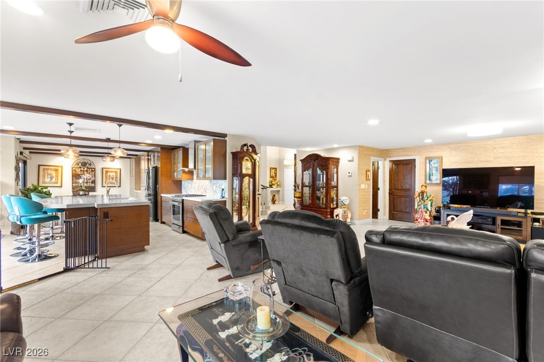 8832 Arabian Filly Avenue