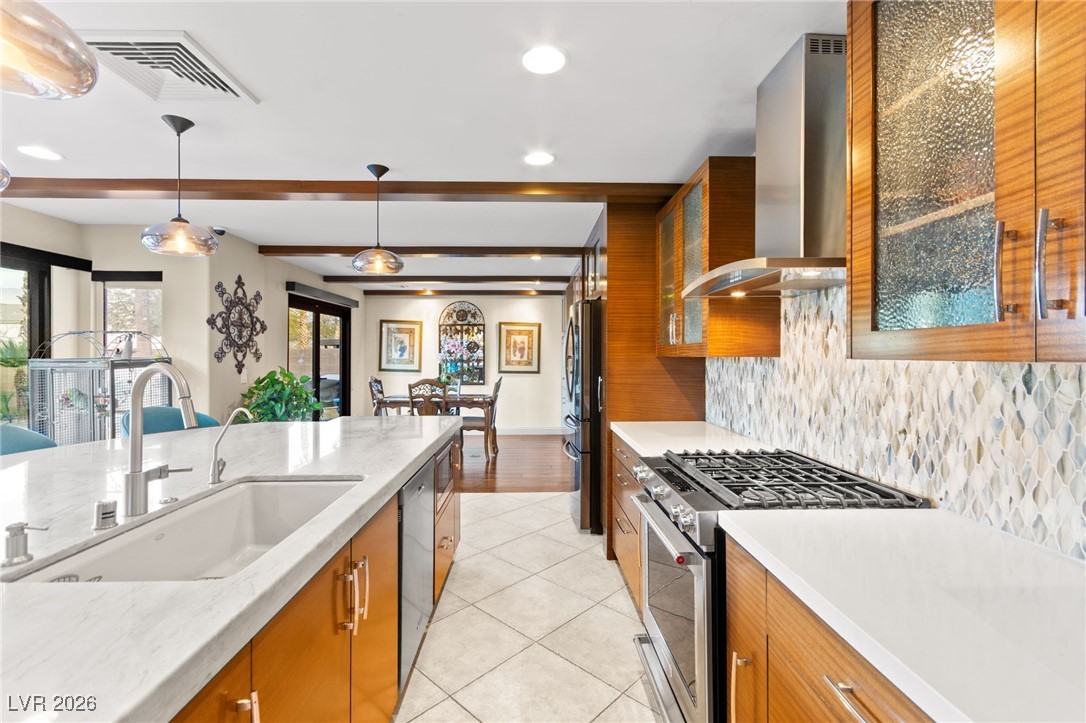 8832 Arabian Filly Avenue