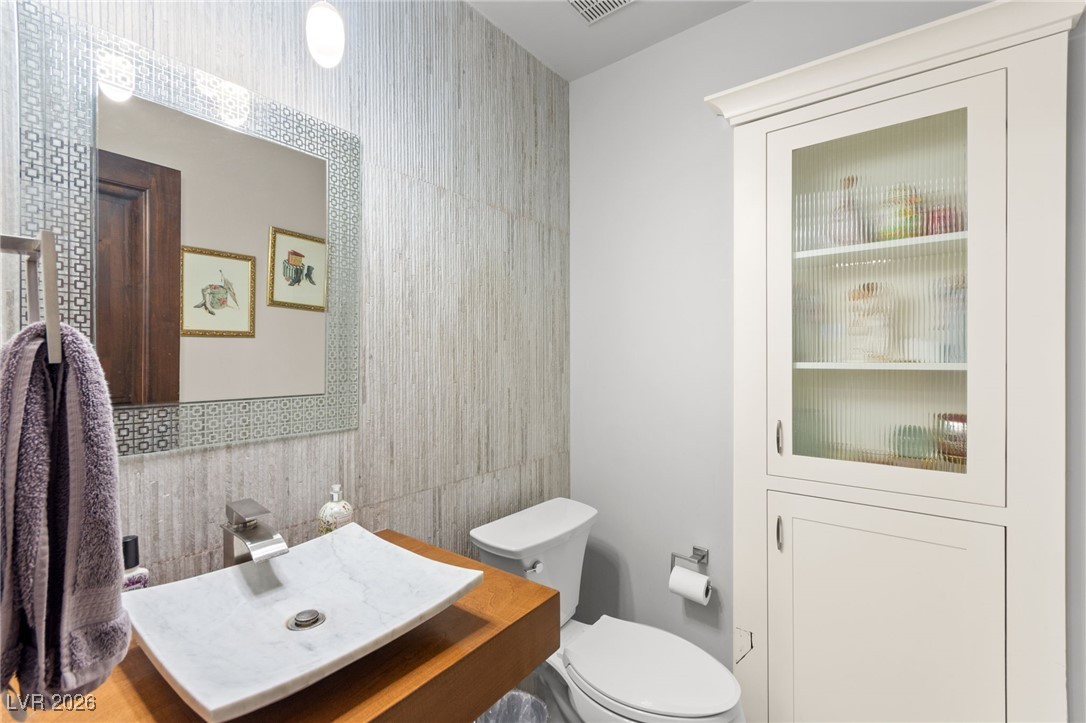 8832 Arabian Filly Avenue