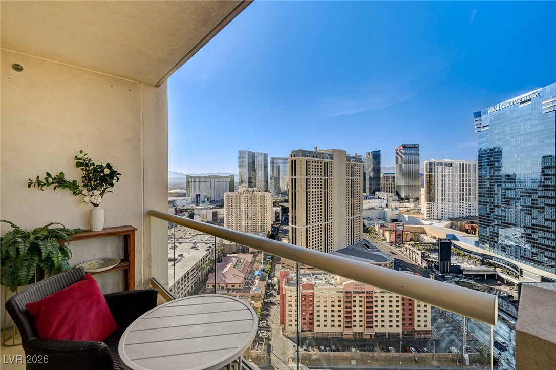 135 East Harmon Avenue 2721