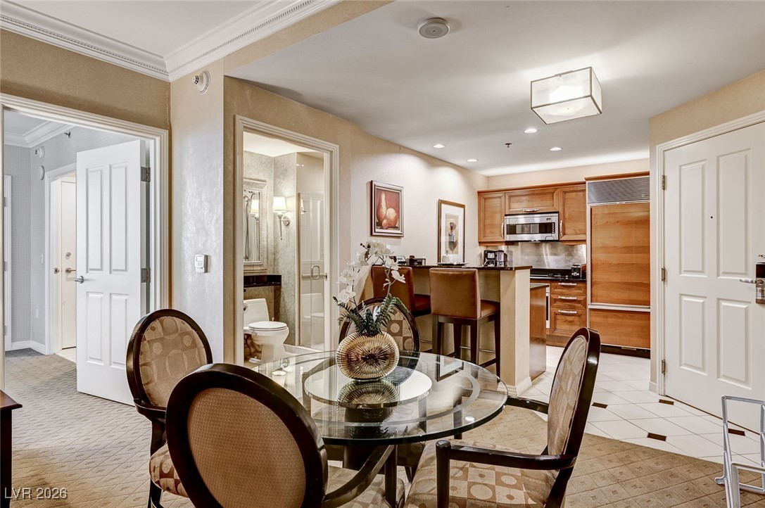 135 East Harmon Avenue 2721