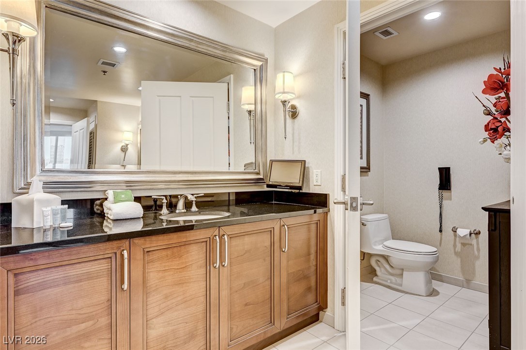 135 East Harmon Avenue 2721