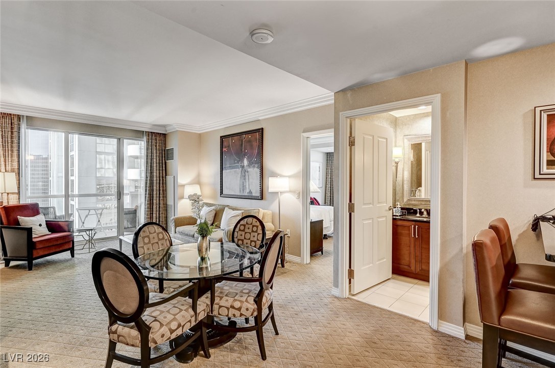 135 East Harmon Avenue 2721