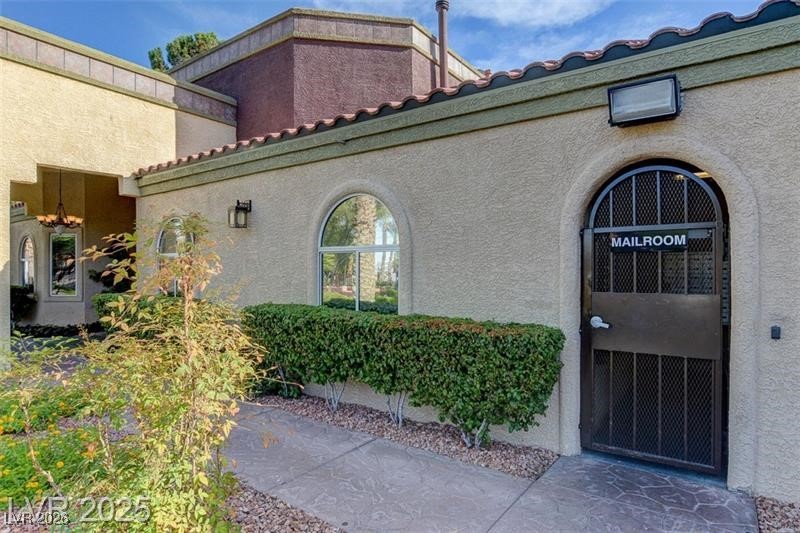 7885 West Flamingo Road 1115