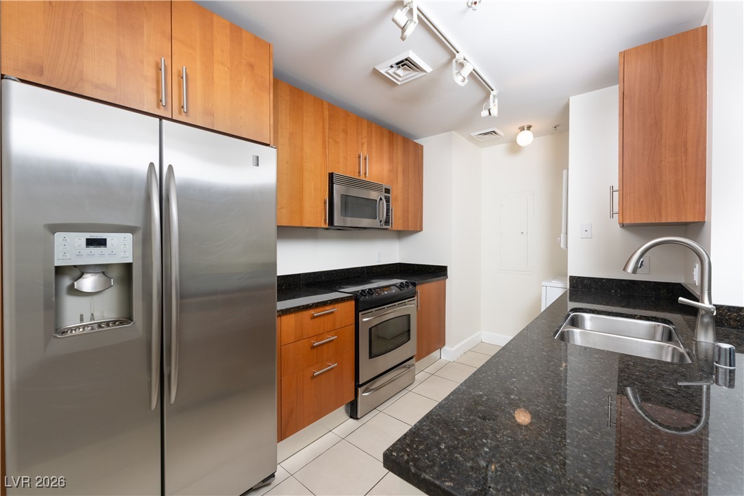 200 West Sahara Avenue 2204