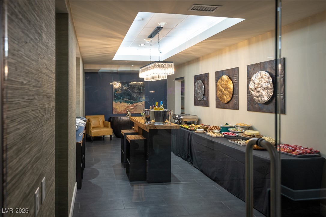 200 West Sahara Avenue 2204