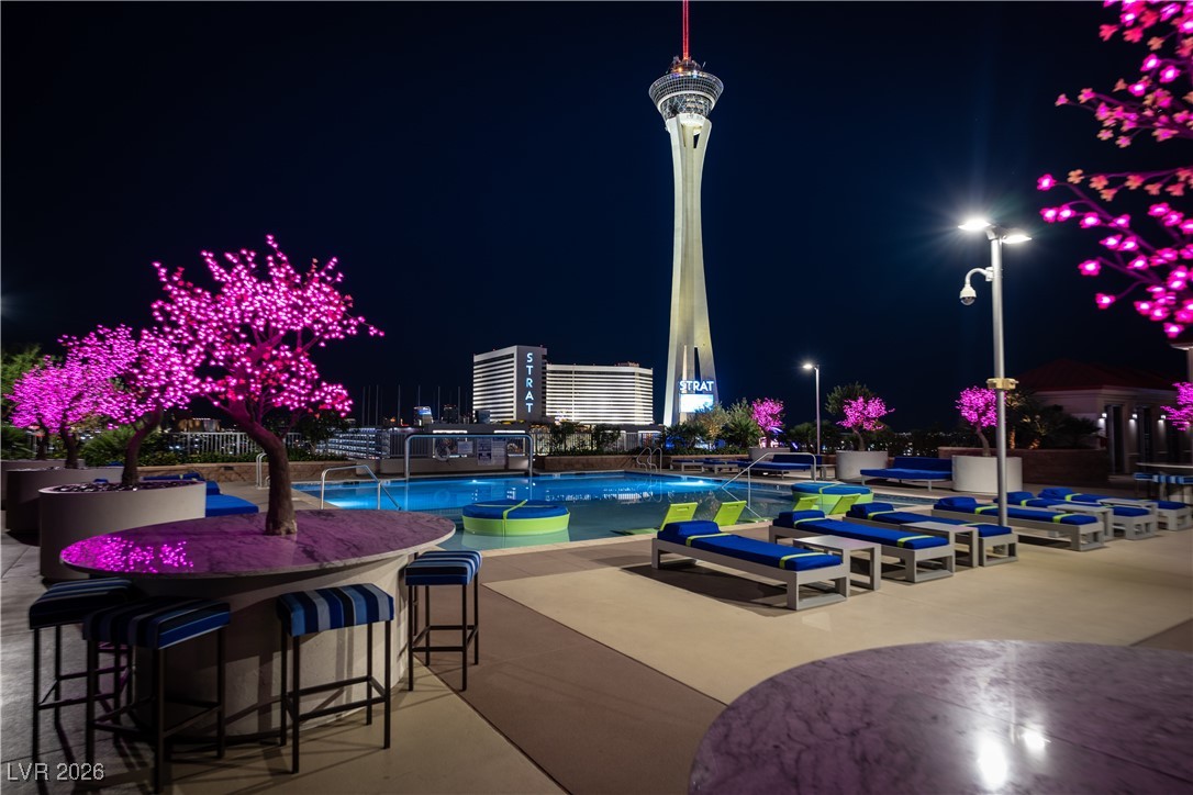 200 West Sahara Avenue 2204