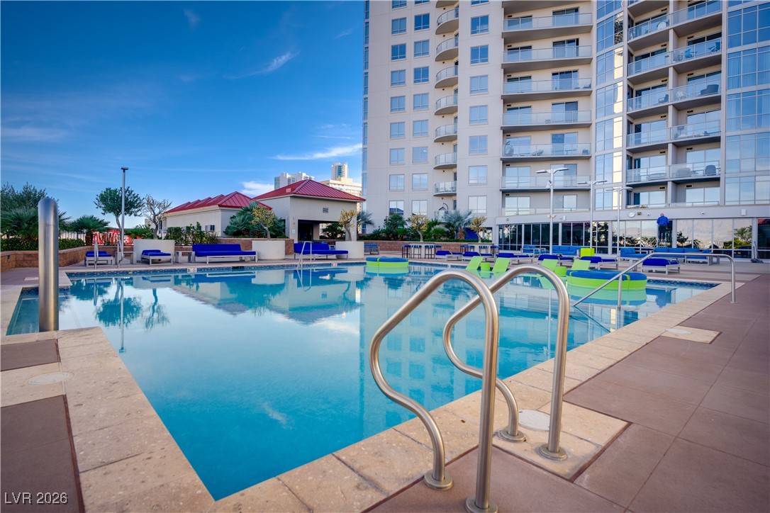 200 West Sahara Avenue 2204