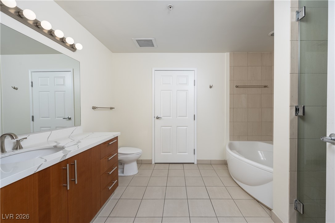 200 West Sahara Avenue 2204