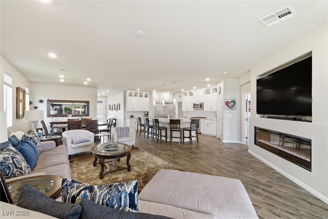 8353 Bartholomew Park Court