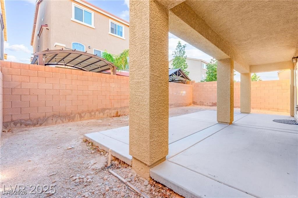 5345 Tartan Hill Avenue